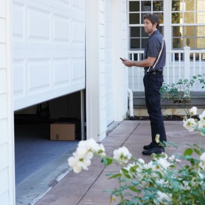 Things You Need To Know While Shopping For A Garage Door