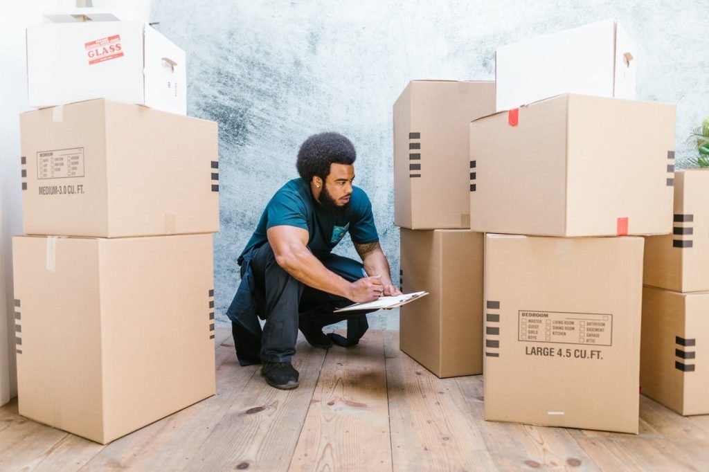 Choosing A Removals Company If You’re Shifting To London